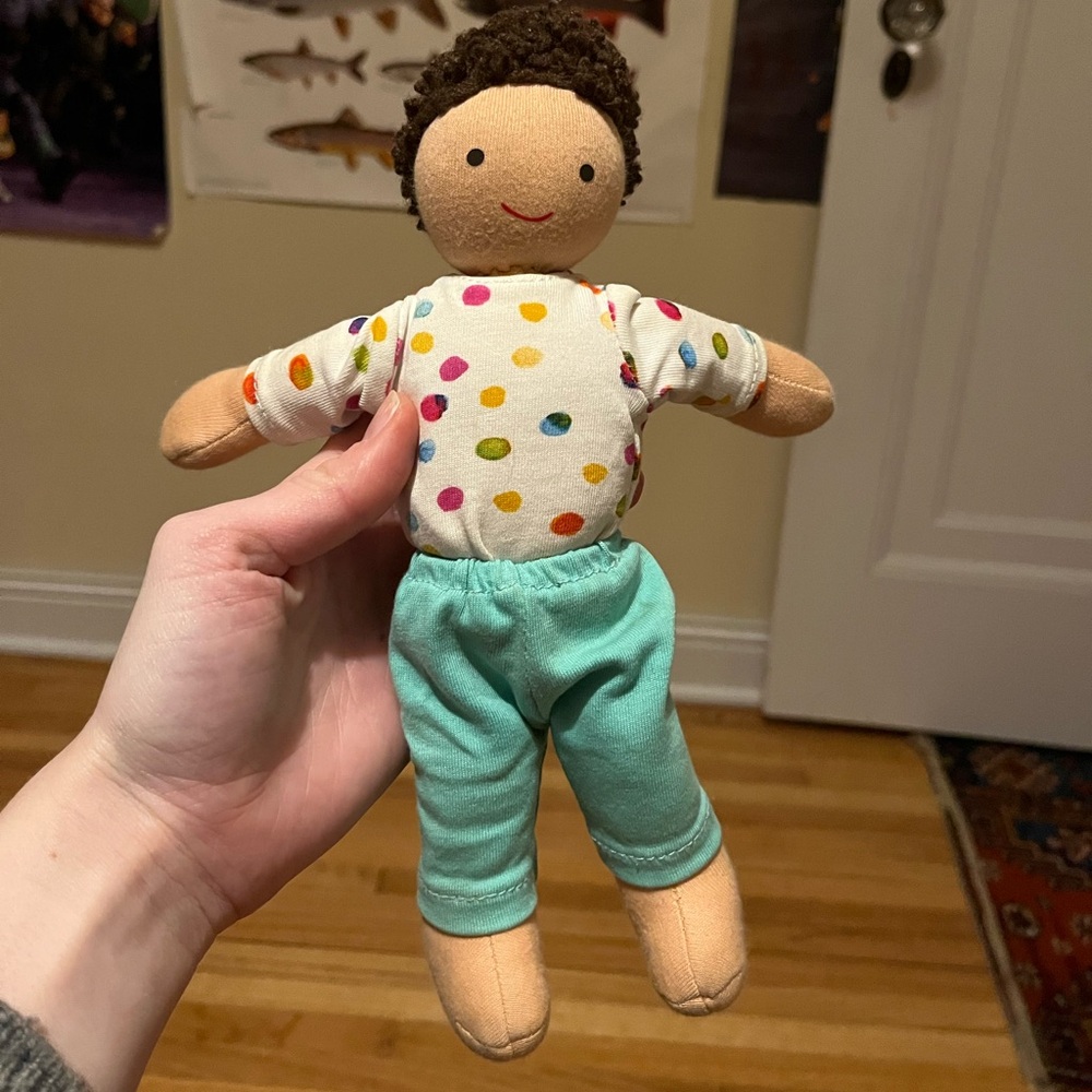 LOVEVERY Avery doll